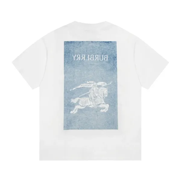 【BURBERRY 公式旗艦店】バーバリー Tシャツ ご好評に付き再入荷 250211 【BURBERRY 公式旗艦店】バーバリー Tシャツ ご好評に付き再入荷 250211