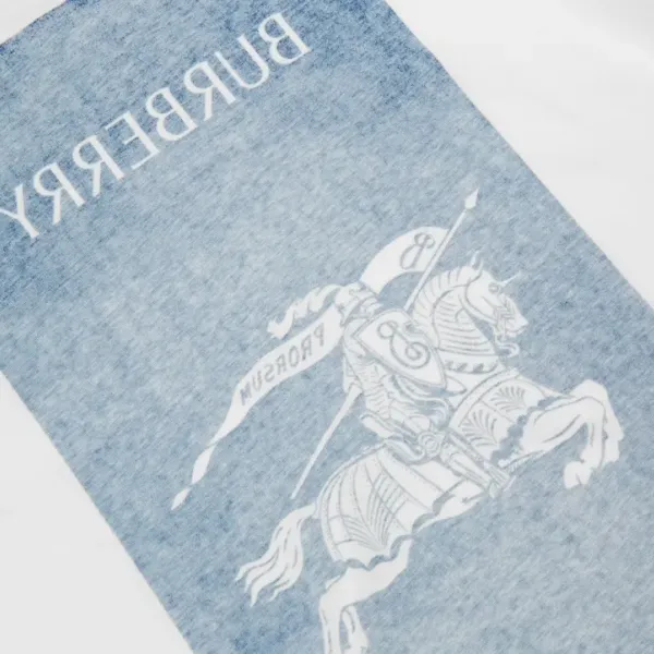 【BURBERRY 公式旗艦店】バーバリー Tシャツ ご好評に付き再入荷 250211 【BURBERRY 公式旗艦店】バーバリー Tシャツ ご好評に付き再入荷 250211