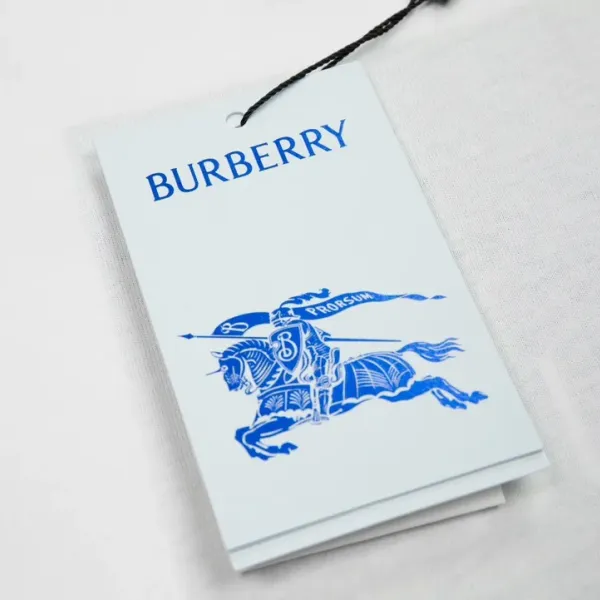 【BURBERRY 公式旗艦店】バーバリー Tシャツ ご好評に付き再入荷 250211 【BURBERRY 公式旗艦店】バーバリー Tシャツ ご好評に付き再入荷 250211