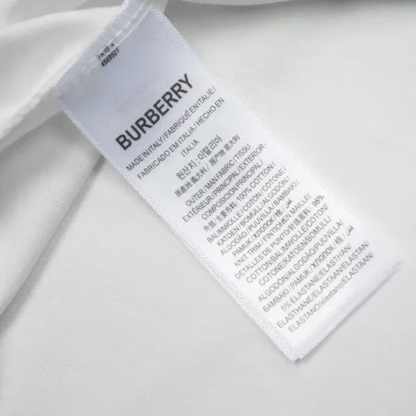 【BURBERRY 公式旗艦店】バーバリー Tシャツ ご好評に付き再入荷 250211 【BURBERRY 公式旗艦店】バーバリー Tシャツ ご好評に付き再入荷 250211