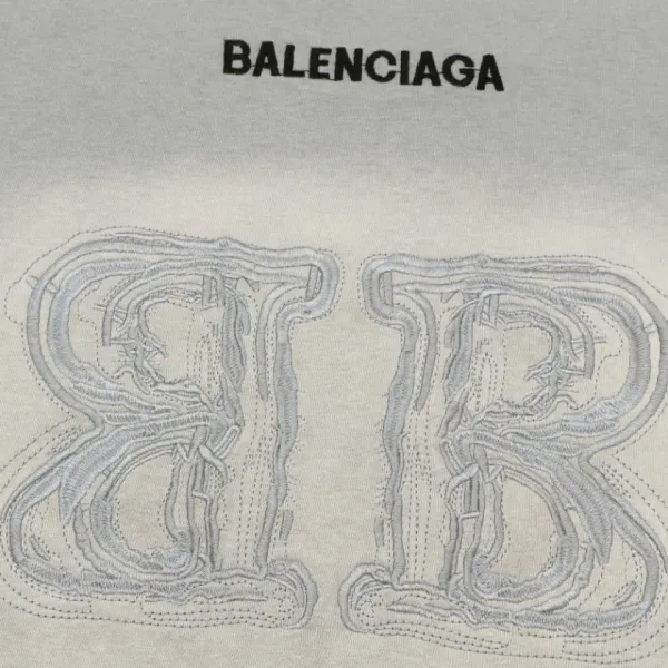 【BALENCIAGA 公式旗艦店】 バレンシアガ   Tシャツ ご好評に付き再入荷！250210