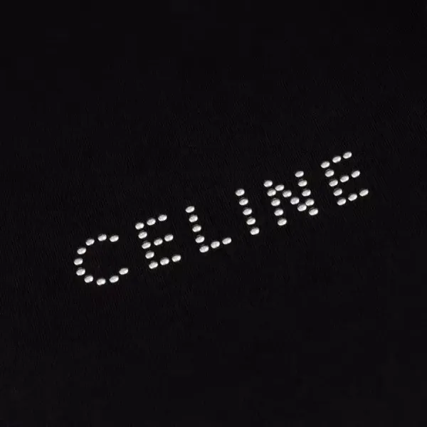 【CELINE 公式旗艦店】セリーヌ Tシャツ ご好評に付き再入荷! 【CELINE 公式旗艦店】セリーヌ Tシャツ ご好評に付き再入荷!