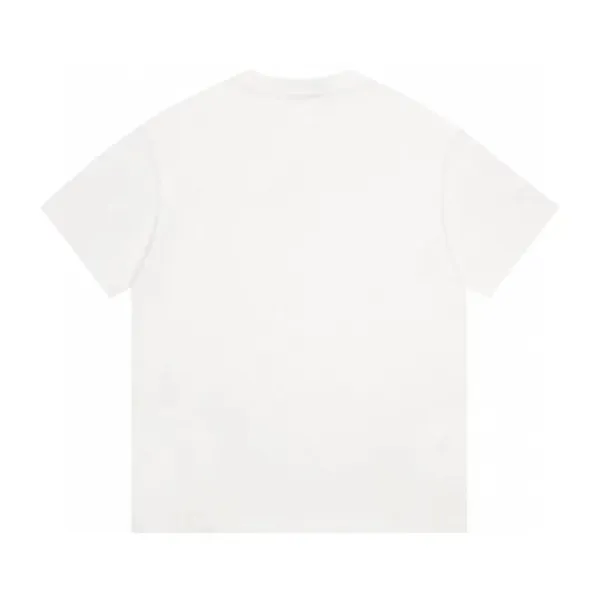 【CELINE 公式旗艦店】セリーヌ Tシャツ ご好評に付き再入荷! 【CELINE 公式旗艦店】セリーヌ Tシャツ ご好評に付き再入荷!