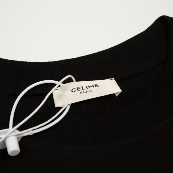 【CELINE 公式旗艦店】セリーヌ Tシャツ ご好評に付き再入荷! 【CELINE 公式旗艦店】セリーヌ Tシャツ ご好評に付き再入荷!