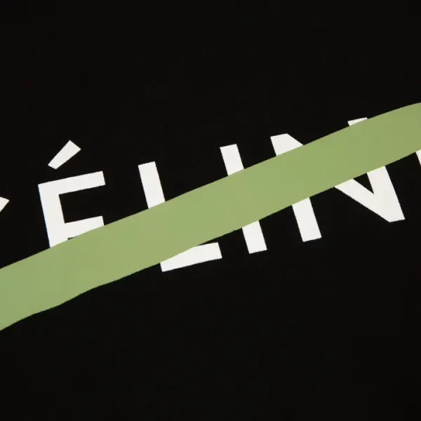 【CELINE 公式旗艦店】セリーヌ Tシャツ ご好評に付き再入荷! 【CELINE 公式旗艦店】セリーヌ Tシャツ ご好評に付き再入荷!