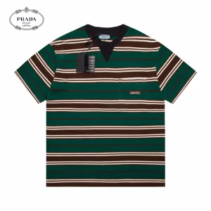 【PRADA 公式旗艦店】プラダ Tシャツご好評に付き再入荷! 250213 【PRADA 公式旗艦店】プラダ Tシャツご好評に付き再入荷! 250213