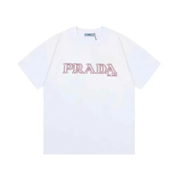 【PRADA 公式旗艦店】プラダ Tシャツご好評に付き再入荷! 250213 【PRADA 公式旗艦店】プラダ Tシャツご好評に付き再入荷! 250213