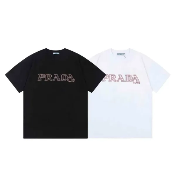 【PRADA 公式旗艦店】プラダ Tシャツご好評に付き再入荷! 250213 【PRADA 公式旗艦店】プラダ Tシャツご好評に付き再入荷! 250213