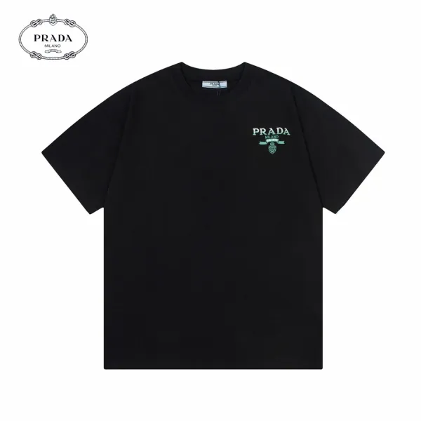 【PRADA 公式旗艦店】プラダ Tシャツご好評に付き再入荷! 250213 【PRADA 公式旗艦店】プラダ Tシャツご好評に付き再入荷! 250213