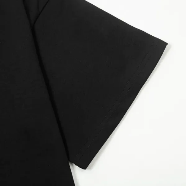 【PRADA 公式旗艦店】プラダ Tシャツご好評に付き再入荷! 250213 【PRADA 公式旗艦店】プラダ Tシャツご好評に付き再入荷! 250213