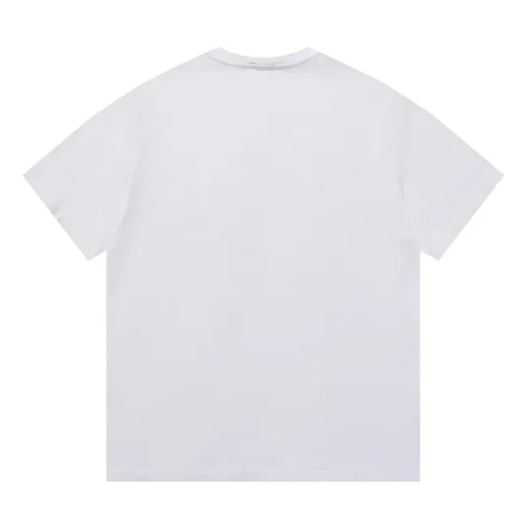 【PRADA 公式旗艦店】プラダ Tシャツご好評に付き再入荷! 【PRADA 公式旗艦店】プラダ Tシャツご好評に付き再入荷!