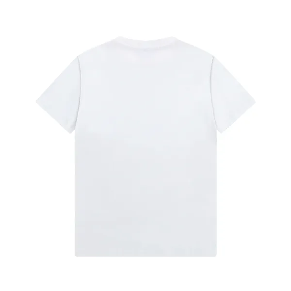 【FENDI公式旗艦店】フェンディ  Tシャツ ご好評に付き再入荷！ 250214