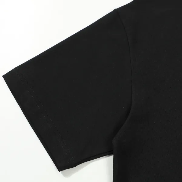 【FENDI公式旗艦店】フェンディ Tシャツ ご好評に付き再入荷! 250214 【FENDI公式旗艦店】フェンディ Tシャツ ご好評に付き再入荷! 250214
