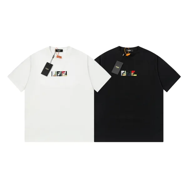 【FENDI公式旗艦店】フェンディ  Tシャツ ご好評に付き再入荷！ 250214