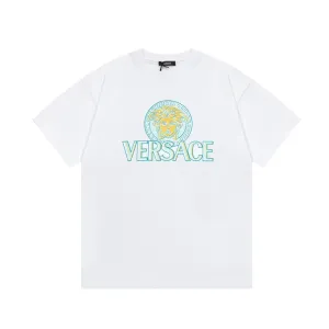 【VERSACE  公式旗艦店】ヴェルサーチ  Tシャツ ご好評に付き再入荷！250218