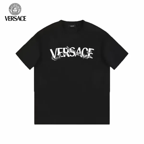 【VERSACE 公式旗艦店】ヴェルサーチ Tシャツご好評に付き再入荷 250218 【VERSACE 公式旗艦店】ヴェルサーチ Tシャツご好評に付き再入荷 250218