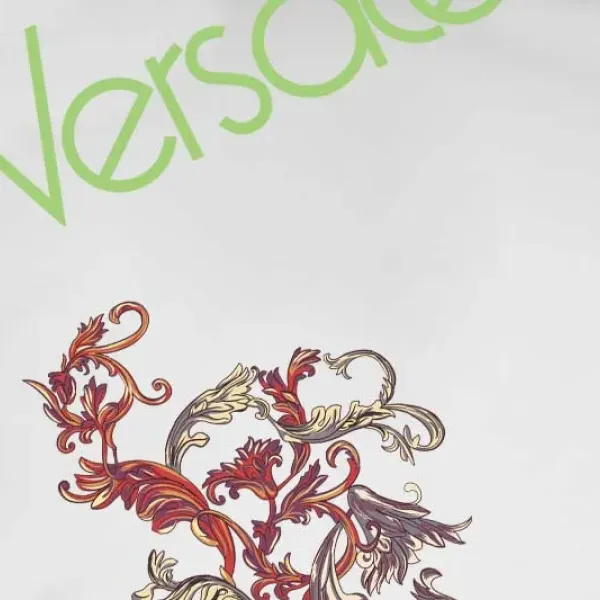 【VERSACE 公式旗艦店】ヴェルサーチ Tシャツご好評に付き再入荷 24628 【VERSACE 公式旗艦店】ヴェルサーチ Tシャツご好評に付き再入荷 24628