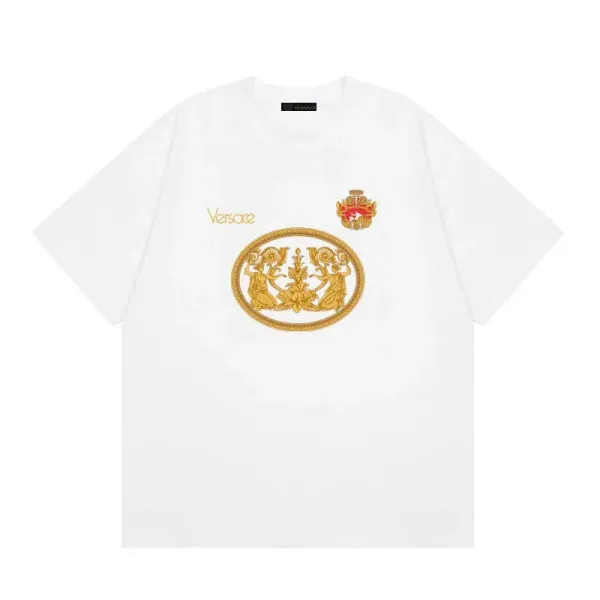 【VERSACE 公式旗艦店】ヴェルサーチ Tシャツご好評に付き再入荷 24628 【VERSACE 公式旗艦店】ヴェルサーチ Tシャツご好評に付き再入荷 24628