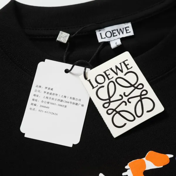 【LOEWE 公式旗艦店】ロエベ Tシャツ ご好評に付き再入荷!250213 【LOEWE 公式旗艦店】ロエベ Tシャツ ご好評に付き再入荷!250213