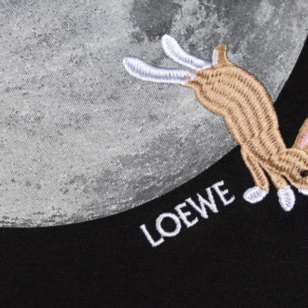 【LOEWE 公式旗艦店】ロエベ Tシャツ ご好評に付き再入荷!250213 【LOEWE 公式旗艦店】ロエベ Tシャツ ご好評に付き再入荷!250213