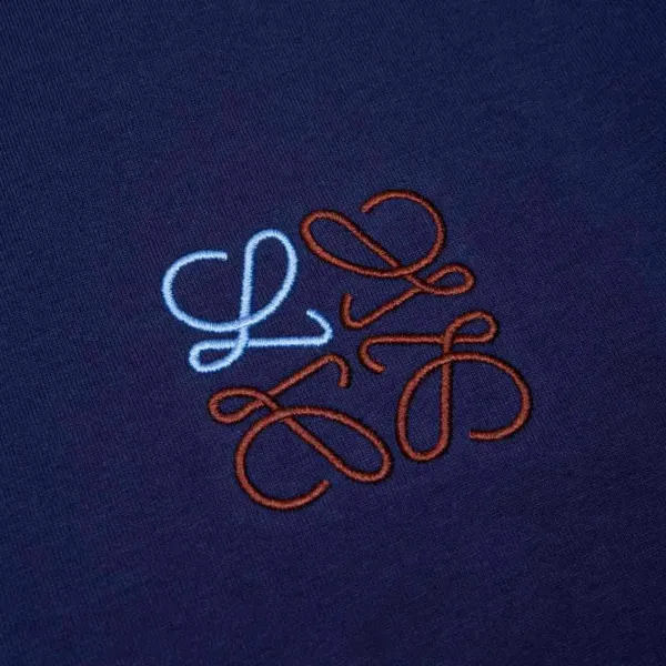 【LOEWE 公式旗艦店】ロエベ Tシャツ ご好評に付き再入荷!250213 【LOEWE 公式旗艦店】ロエベ Tシャツ ご好評に付き再入荷!250213