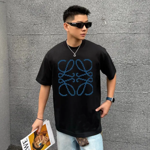【LOEWE 公式旗艦店】ロエベ Tシャツ ご好評に付き再入荷!250213 【LOEWE 公式旗艦店】ロエベ Tシャツ ご好評に付き再入荷!250213