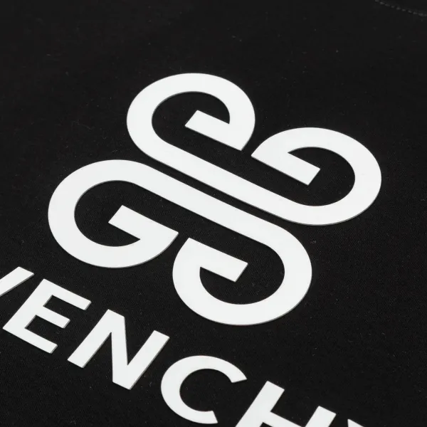 【GIVENCHY 公式旗艦店】 ジバンシー Tシャツ ご好評に付き再入荷! 250215 【GIVENCHY 公式旗艦店】 ジバンシー Tシャツ ご好評に付き再入荷! 250215