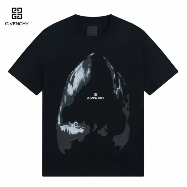 【GIVENCHY 公式旗艦店】 ジバンシー Tシャツ ご好評に付き再入荷! 250215 【GIVENCHY 公式旗艦店】 ジバンシー Tシャツ ご好評に付き再入荷! 250215