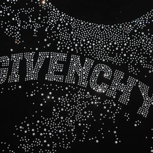 【GIVENCHY 公式旗艦店】 ジバンシー Tシャツ ご好評に付き再入荷! 250215 【GIVENCHY 公式旗艦店】 ジバンシー Tシャツ ご好評に付き再入荷! 250215