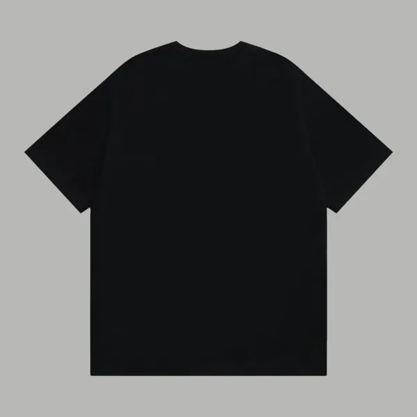 【GIVENCHY   公式旗艦店】 ジバンシー   Tシャツ ご好評に付き再入荷！ 250215