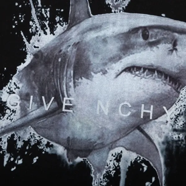 【GIVENCHY 公式旗艦店】 ジバンシー Tシャツ ご好評に付き再入荷! 250215 【GIVENCHY 公式旗艦店】 ジバンシー Tシャツ ご好評に付き再入荷! 250215