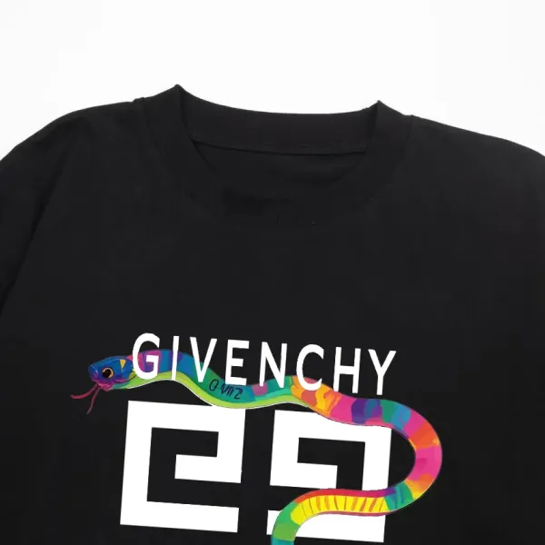 【GIVENCHY 公式旗艦店】 ジバンシー Tシャツ ご好評に付き再入荷! 250215 【GIVENCHY 公式旗艦店】 ジバンシー Tシャツ ご好評に付き再入荷! 250215
