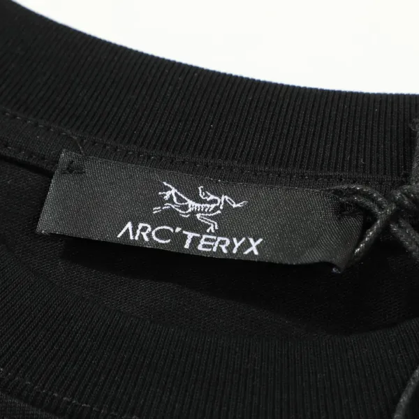 【ARCTERYX 公式旗艦店】 アークテリクス Tシャツ ご好評に付き再入荷!250217 【ARCTERYX 公式旗艦店】 アークテリクス Tシャツ ご好評に付き再入荷!250217