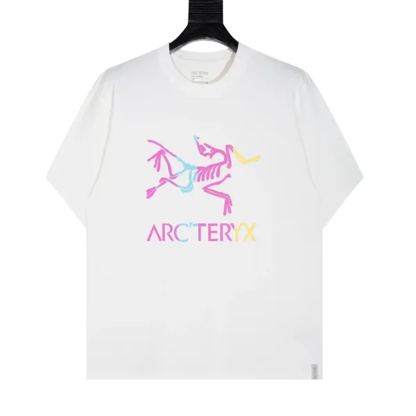 【ARCTERYX 公式旗艦店】 アークテリクス Tシャツ ご好評に付き再入荷!250217 【ARCTERYX 公式旗艦店】 アークテリクス Tシャツ ご好評に付き再入荷!250217