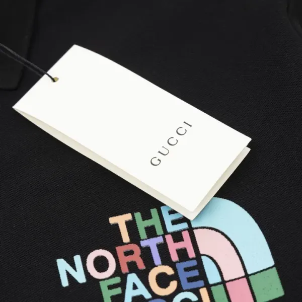 【The North Face 公式旗艦店】ノース・フェイス Tシャツ ご好評に付き再入荷! 【The North Face 公式旗艦店】ノース・フェイス Tシャツ ご好評に付き再入荷!