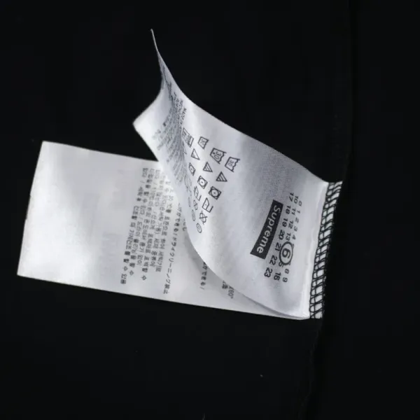 【Supreme 公式旗艦店】シュプリーム Tシャツご好評に付き再入荷! 【Supreme 公式旗艦店】シュプリーム Tシャツご好評に付き再入荷!