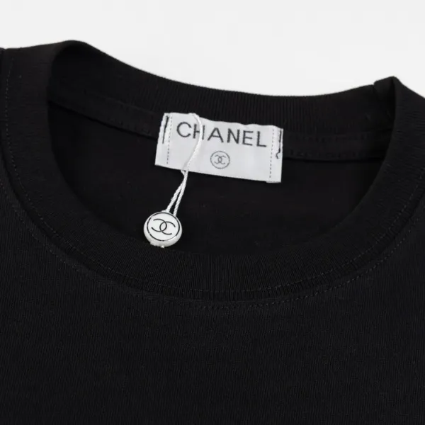 【CHANEL 公式旗艦店】シャネル Tシャツ ご好評に付き再入荷!250217 【CHANEL 公式旗艦店】シャネル Tシャツ ご好評に付き再入荷!250217