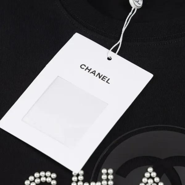 【CHANEL 公式旗艦店】シャネル Tシャツ ご好評に付き再入荷!250217 【CHANEL 公式旗艦店】シャネル Tシャツ ご好評に付き再入荷!250217