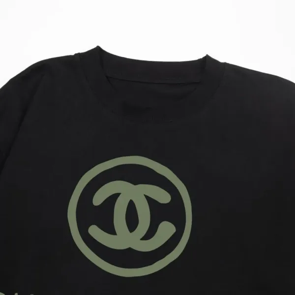 【CHANEL 公式旗艦店】シャネル Tシャツ ご好評に付き再入荷!250217 【CHANEL 公式旗艦店】シャネル Tシャツ ご好評に付き再入荷!250217