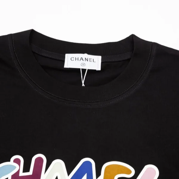 【CHANEL 公式旗艦店】シャネル Tシャツ ご好評に付き再入荷 240719 【CHANEL 公式旗艦店】シャネル Tシャツ ご好評に付き再入荷 240719