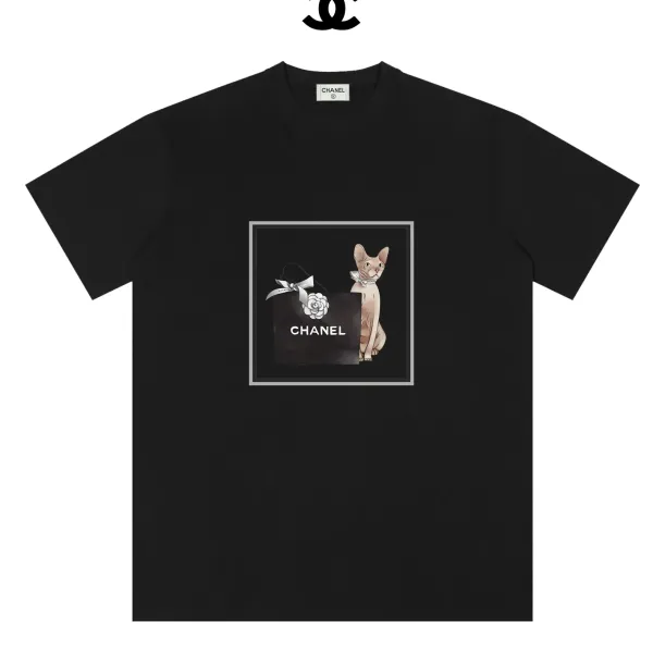 【CHANEL 公式旗艦店】シャネル Tシャツ ご好評に付き再入荷 240719 【CHANEL 公式旗艦店】シャネル Tシャツ ご好評に付き再入荷 240719