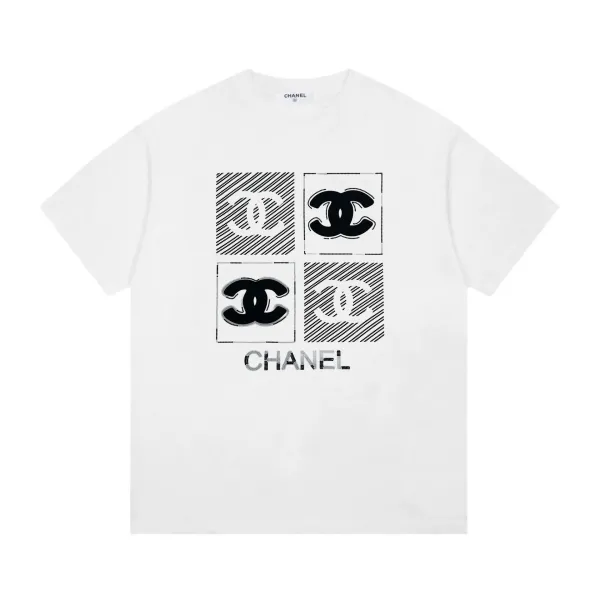 【CHANEL 公式旗艦店】シャネル Tシャツ ご好評に付き再入荷!24613 【CHANEL 公式旗艦店】シャネル Tシャツ ご好評に付き再入荷!24613