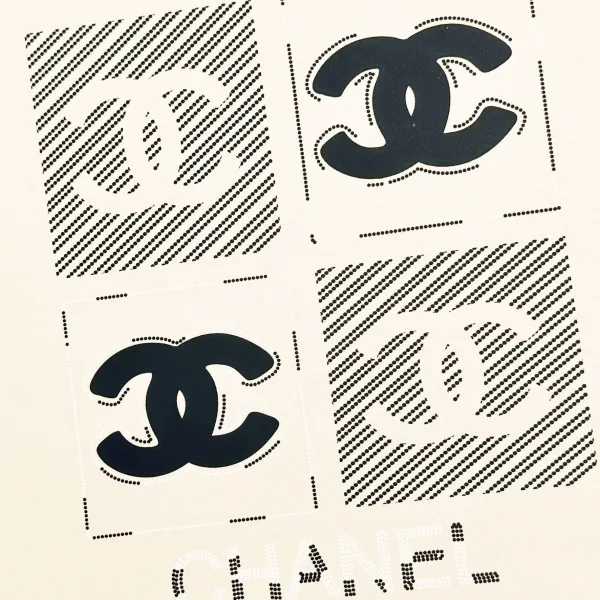 【CHANEL 公式旗艦店】シャネル Tシャツ ご好評に付き再入荷!24613 【CHANEL 公式旗艦店】シャネル Tシャツ ご好評に付き再入荷!24613
