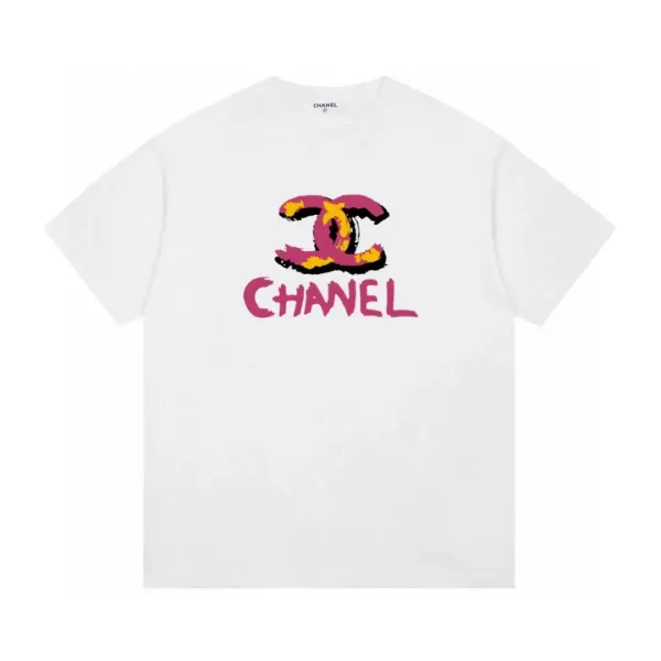 【CHANEL 公式旗艦店】シャネル Tシャツ ご好評に付き再入荷! 【CHANEL 公式旗艦店】シャネル Tシャツ ご好評に付き再入荷!