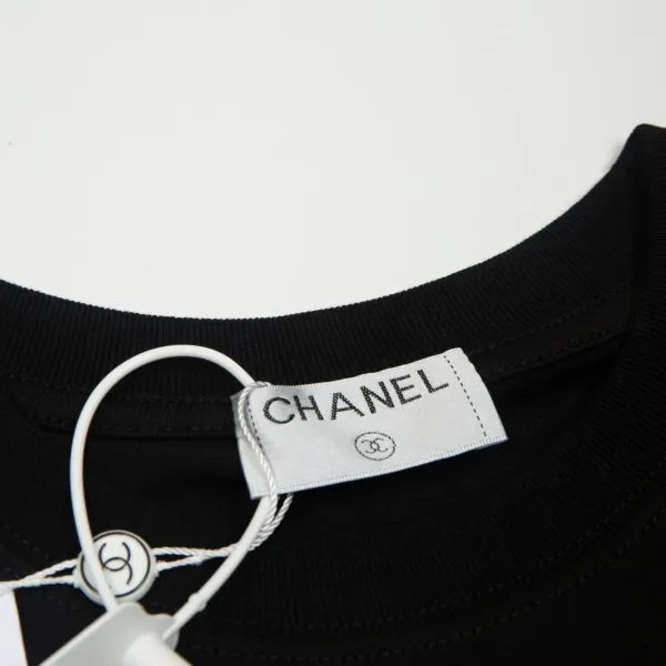 【CHANEL 公式旗艦店】シャネル Tシャツ ご好評に付き再入荷! 【CHANEL 公式旗艦店】シャネル Tシャツ ご好評に付き再入荷!