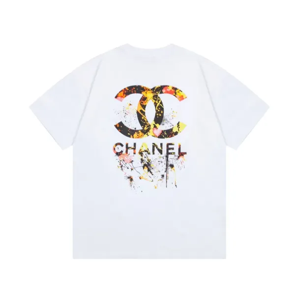 【CHANEL 公式旗艦店】シャネル Tシャツ ご好評に付き再入荷! 【CHANEL 公式旗艦店】シャネル Tシャツ ご好評に付き再入荷!