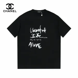 【CHANEL 公式旗艦店】シャネル Tシャツ ご好評に付き再入荷! 【CHANEL 公式旗艦店】シャネル Tシャツ ご好評に付き再入荷!