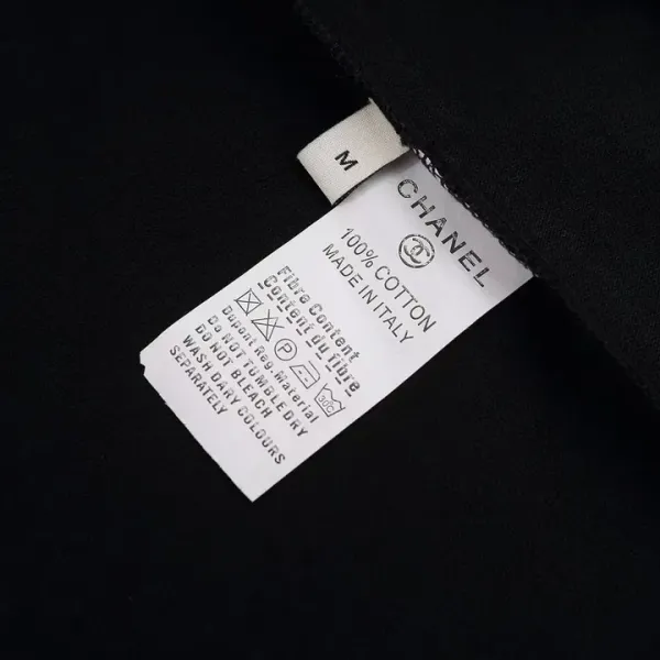 【CHANEL 公式旗艦店】シャネル  Tシャツ ご好評に付き再入荷！