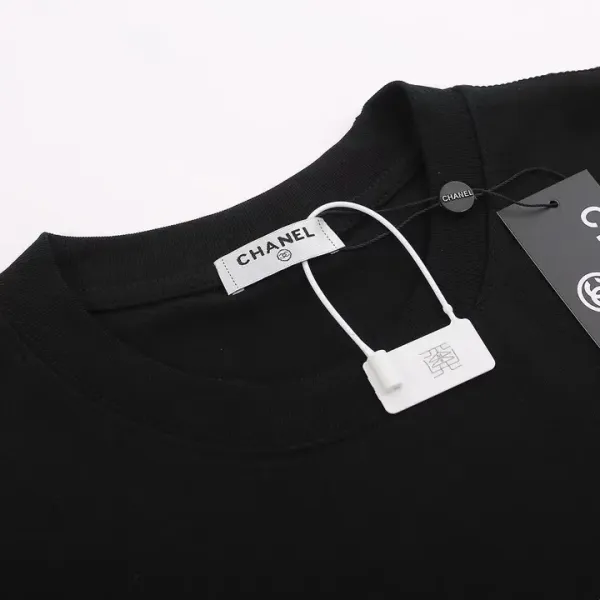 【CHANEL 公式旗艦店】シャネル  Tシャツ ご好評に付き再入荷！