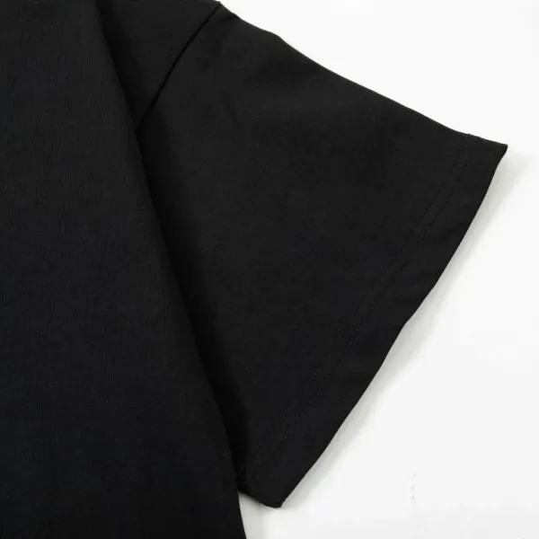 【YSL SAINT LAURENT 公式旗艦店】サンローラン  Tシャツ ご好評に付き再入荷！250218